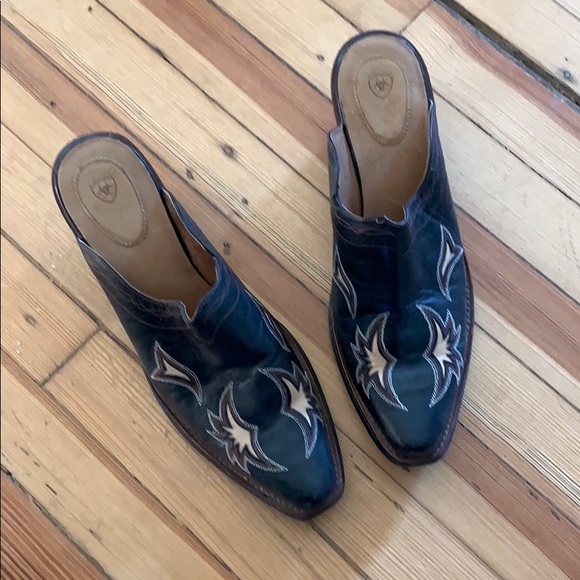 Ariat Shoes - Ariat boots (slip ons)